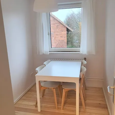 Jachmannstrasse 3og Rechts 2,5 * كيل